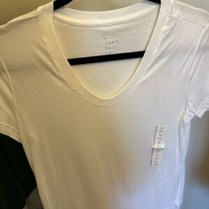 Women’s tshirt size XS